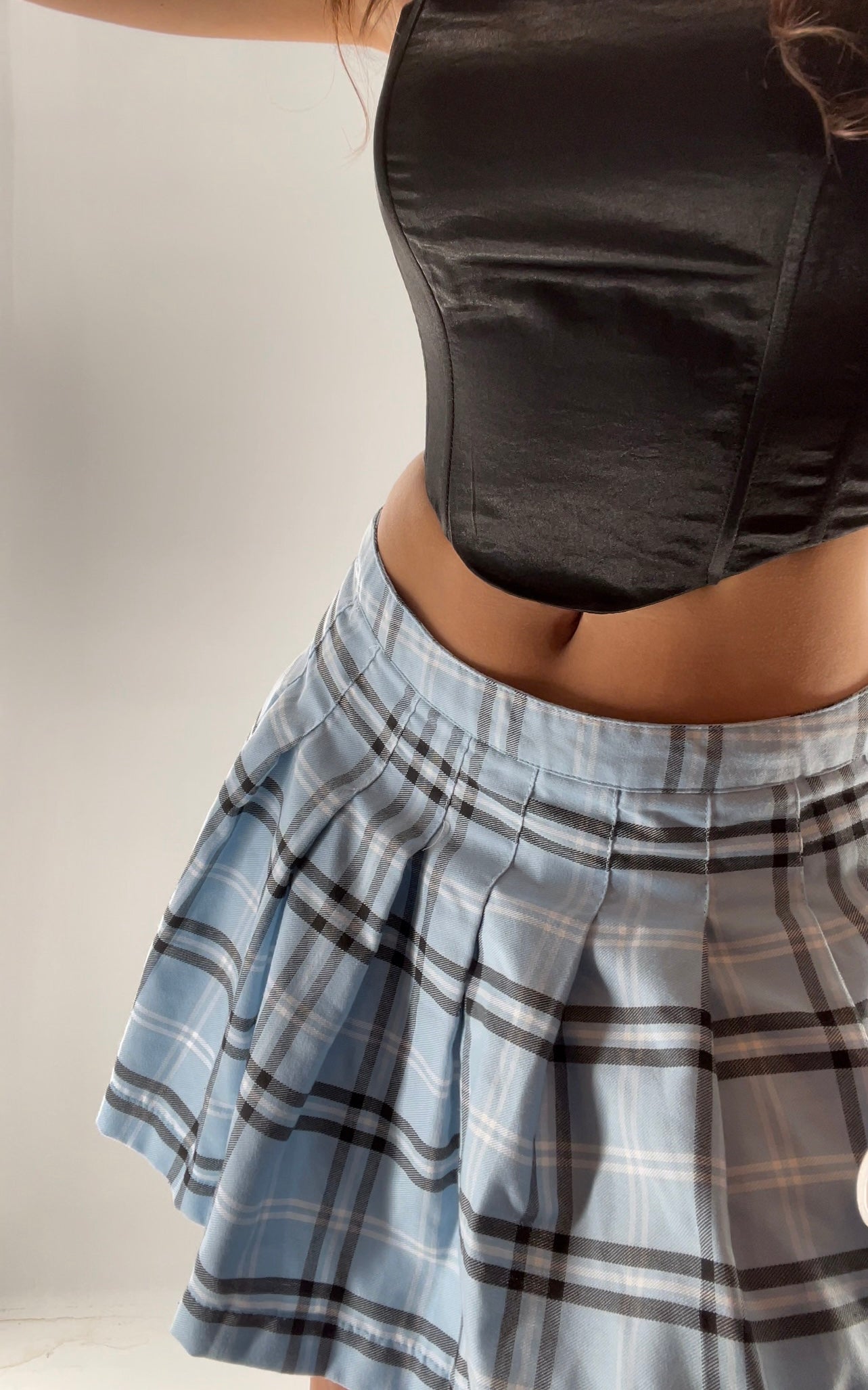 Streetwear Society Blue Plaid Mini Skirt (Size Large)