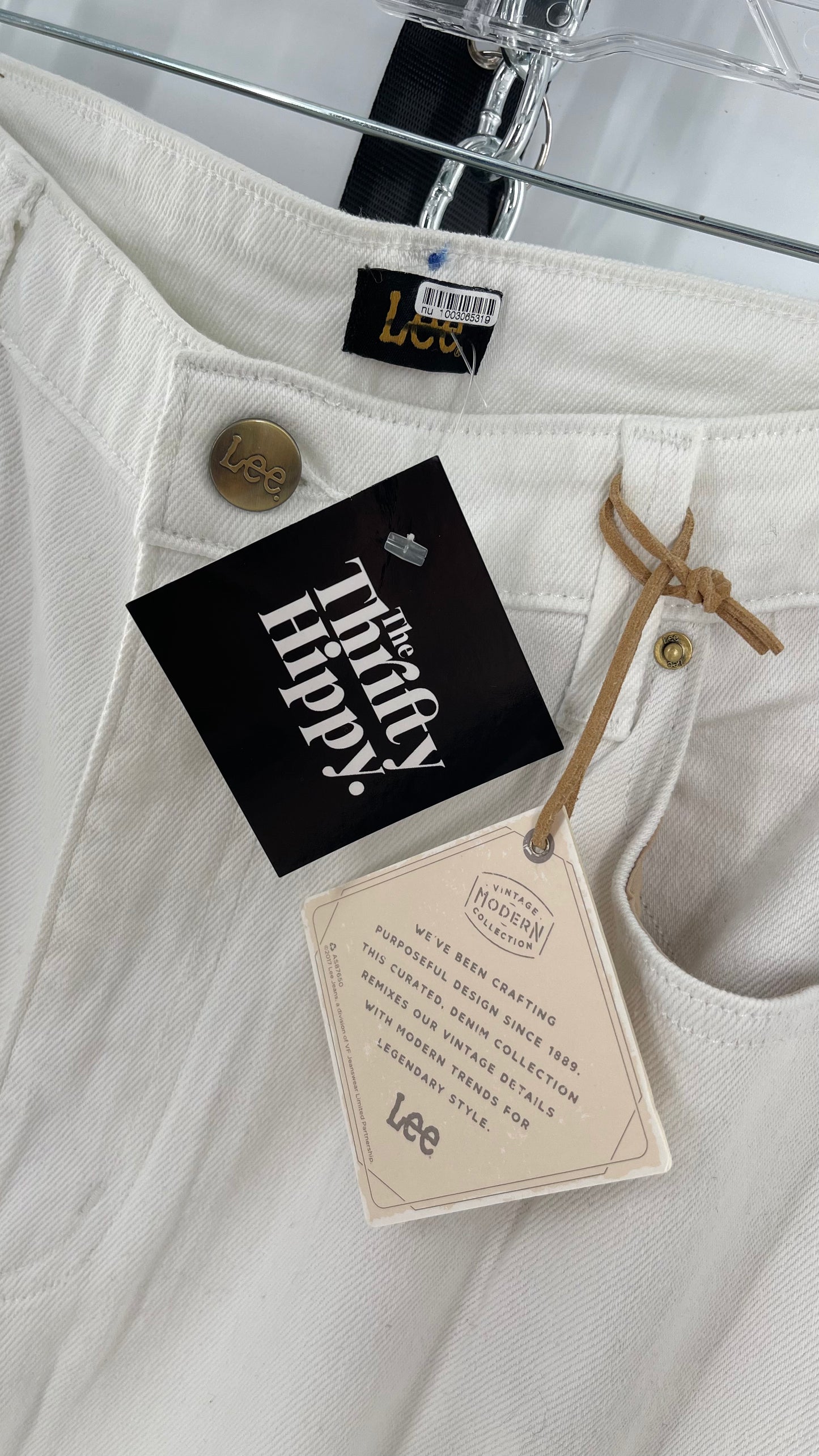 Free People X Lee White Denim Vintage Modern Flares (31)
