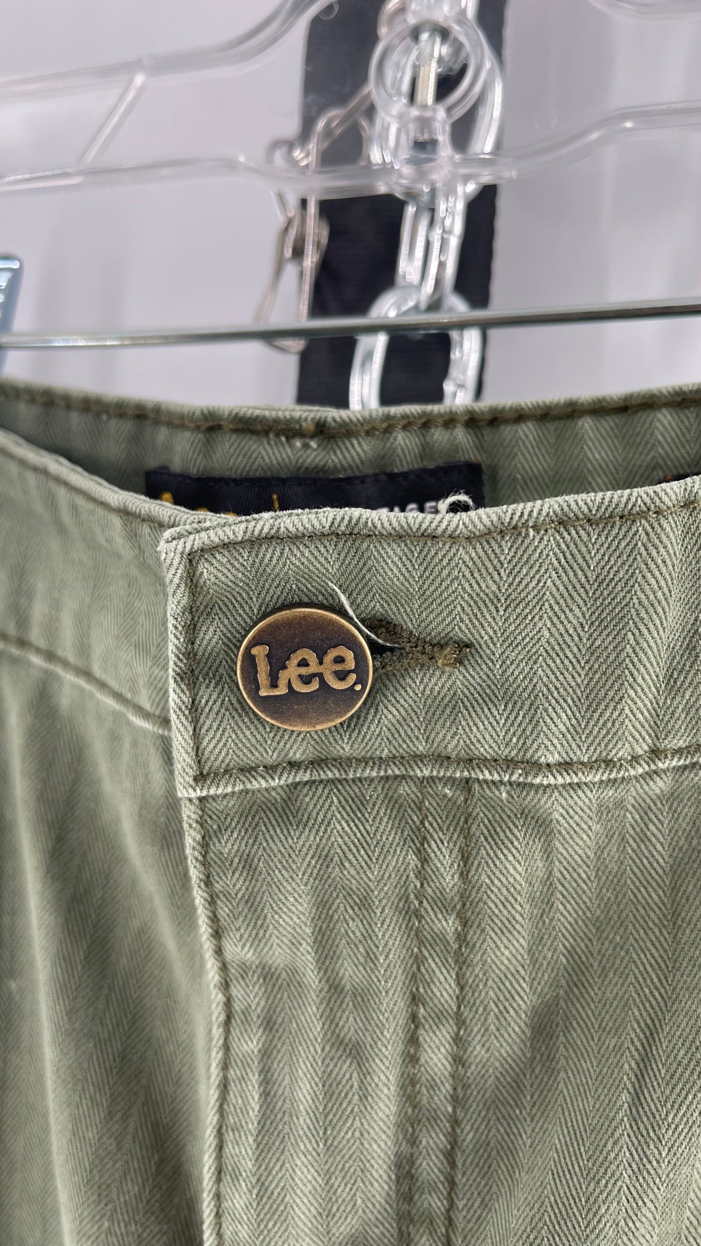 Lee X Free People Army Green Bermuda Cargo Shorts (30)