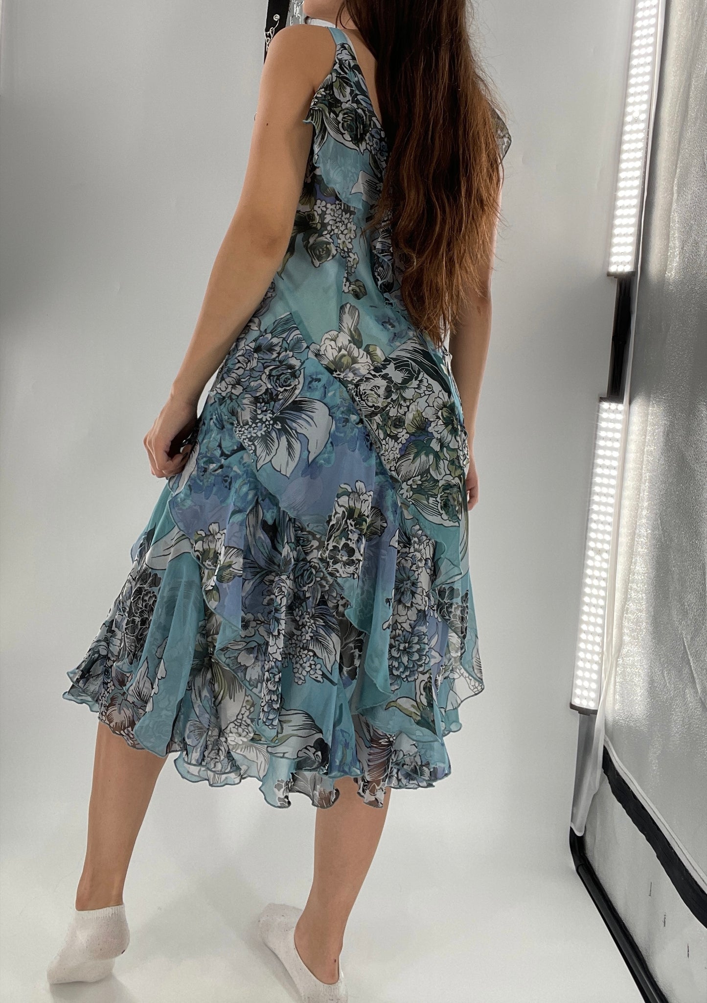 Vintage 1990s Blue Floral Ruffle Dress (M)