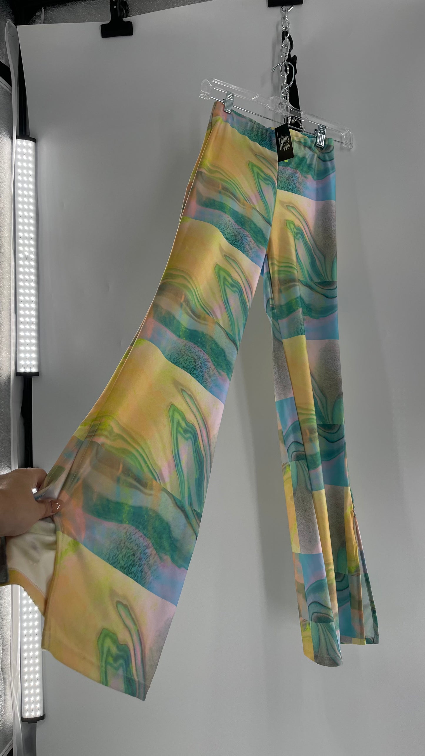 MANDINGA Trippy Psychedelic Flares (Small)