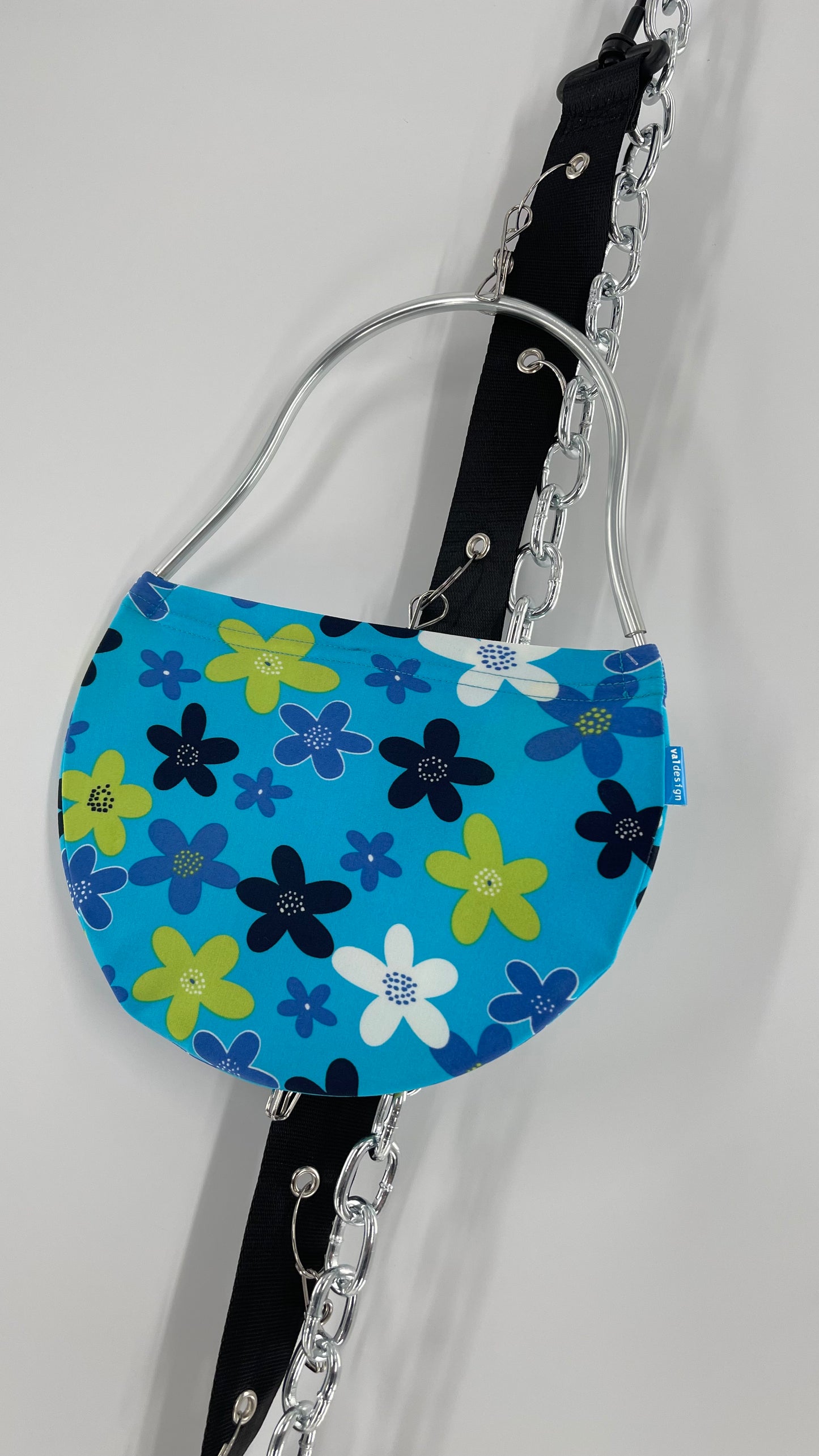 Vintage Valdesign Circle Morph Bag