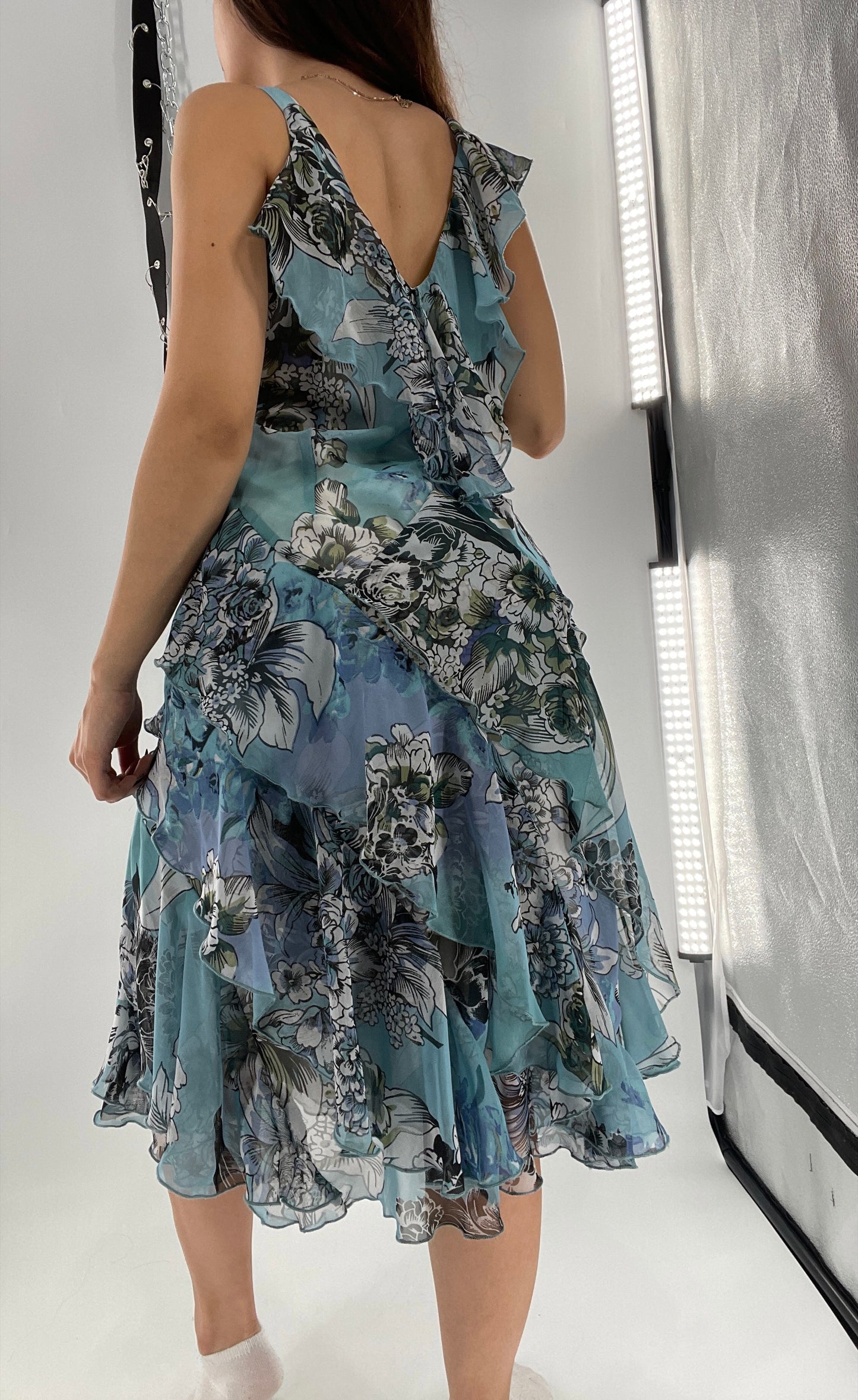 Vintage 1990s Blue Floral Ruffle Dress (M)