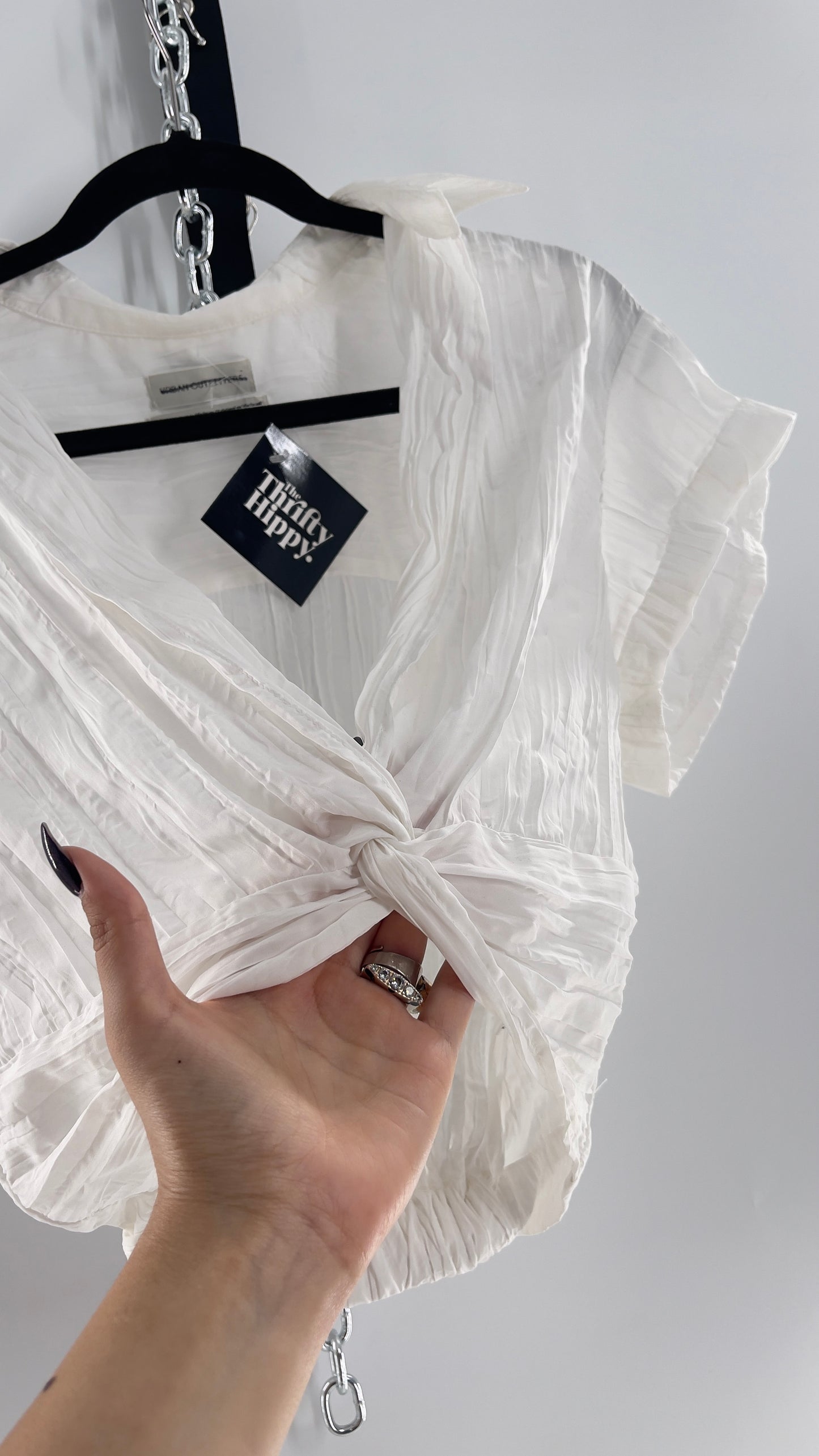 Urban Outfitters White Pleated/Crimped Tie Front Short Sleeve (Medium)