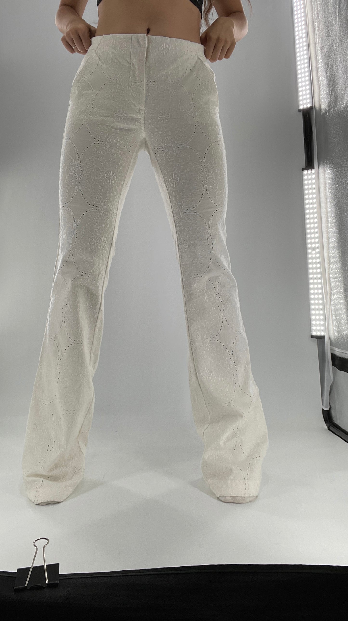Free People White Eyelet Lace Low Rise Kick Flares (26)