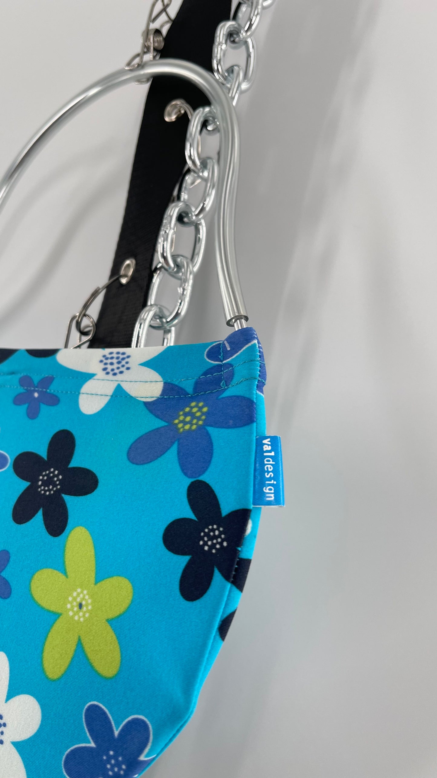 Vintage Valdesign Circle Morph Bag
