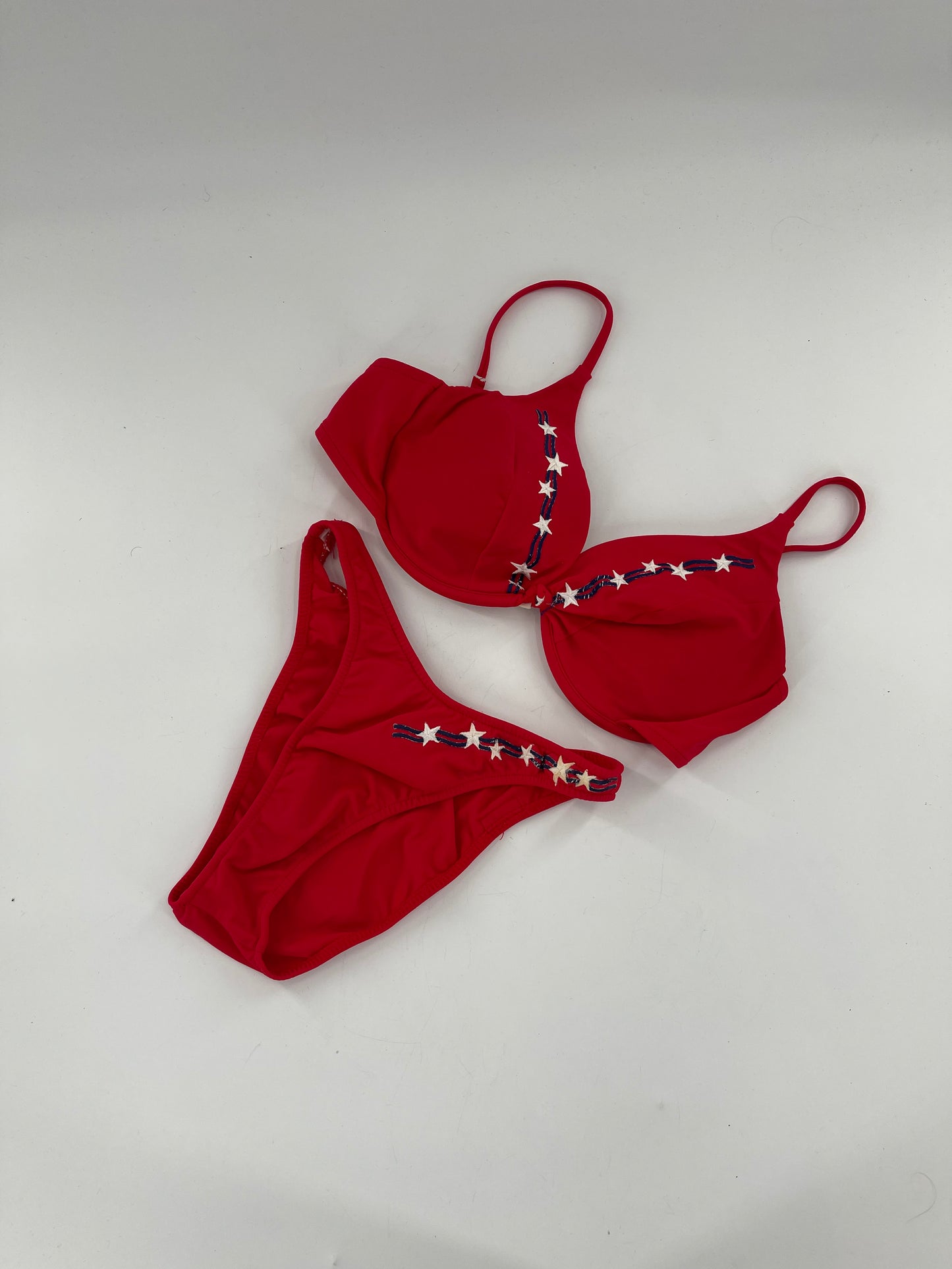 Vintage Venus 1980s/1990s Red Americana 2piece Swimsuit (Small Bottom D Top)