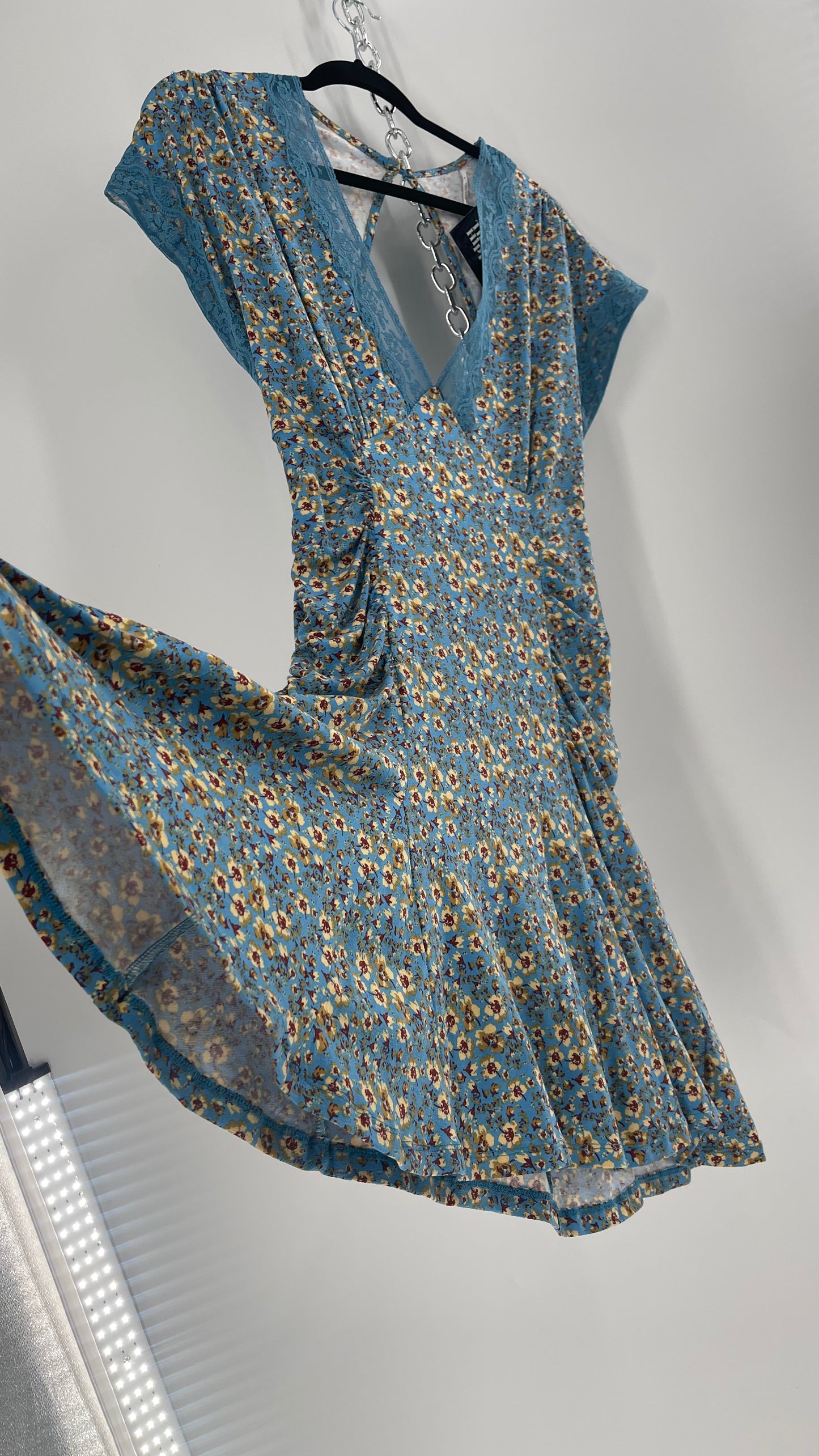 Free People Sweet Talker Blue Floral Ruched Mini Dress (Large)
