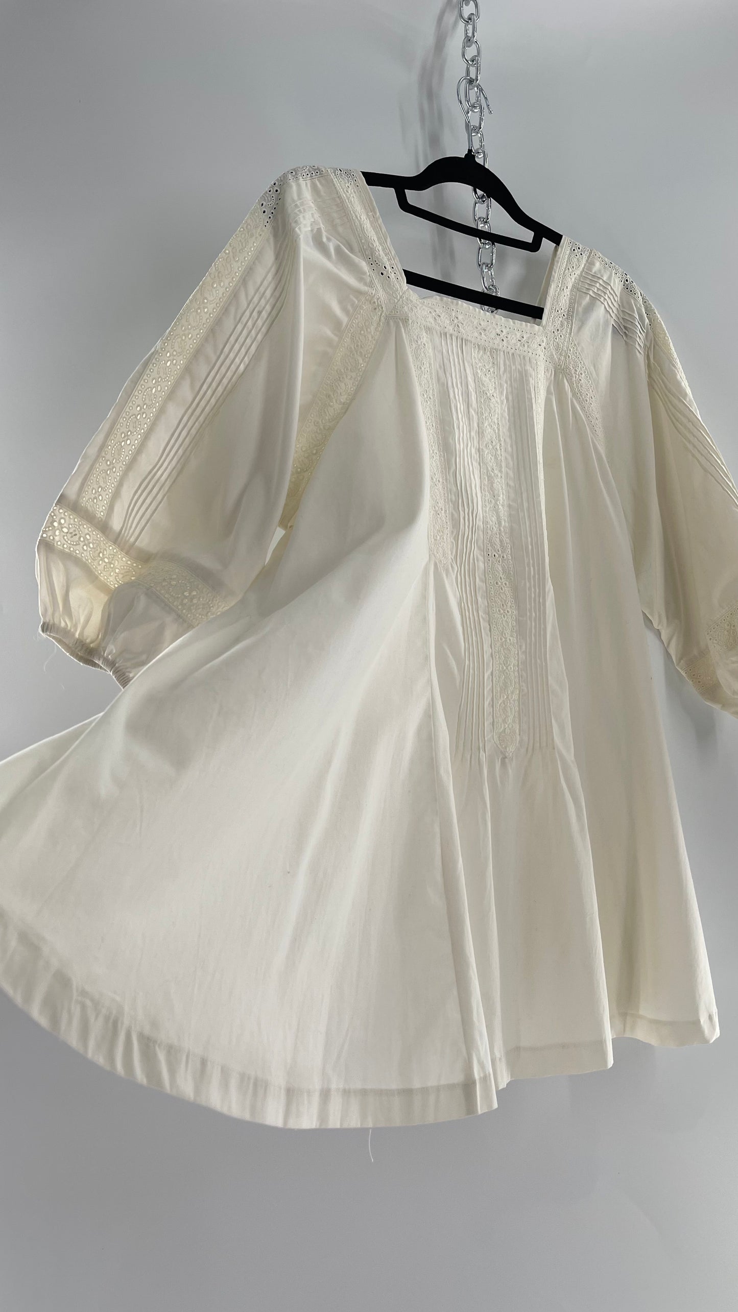 Free People White Long Sleeve Mini with Open Back and Lace Detailing (Small)
