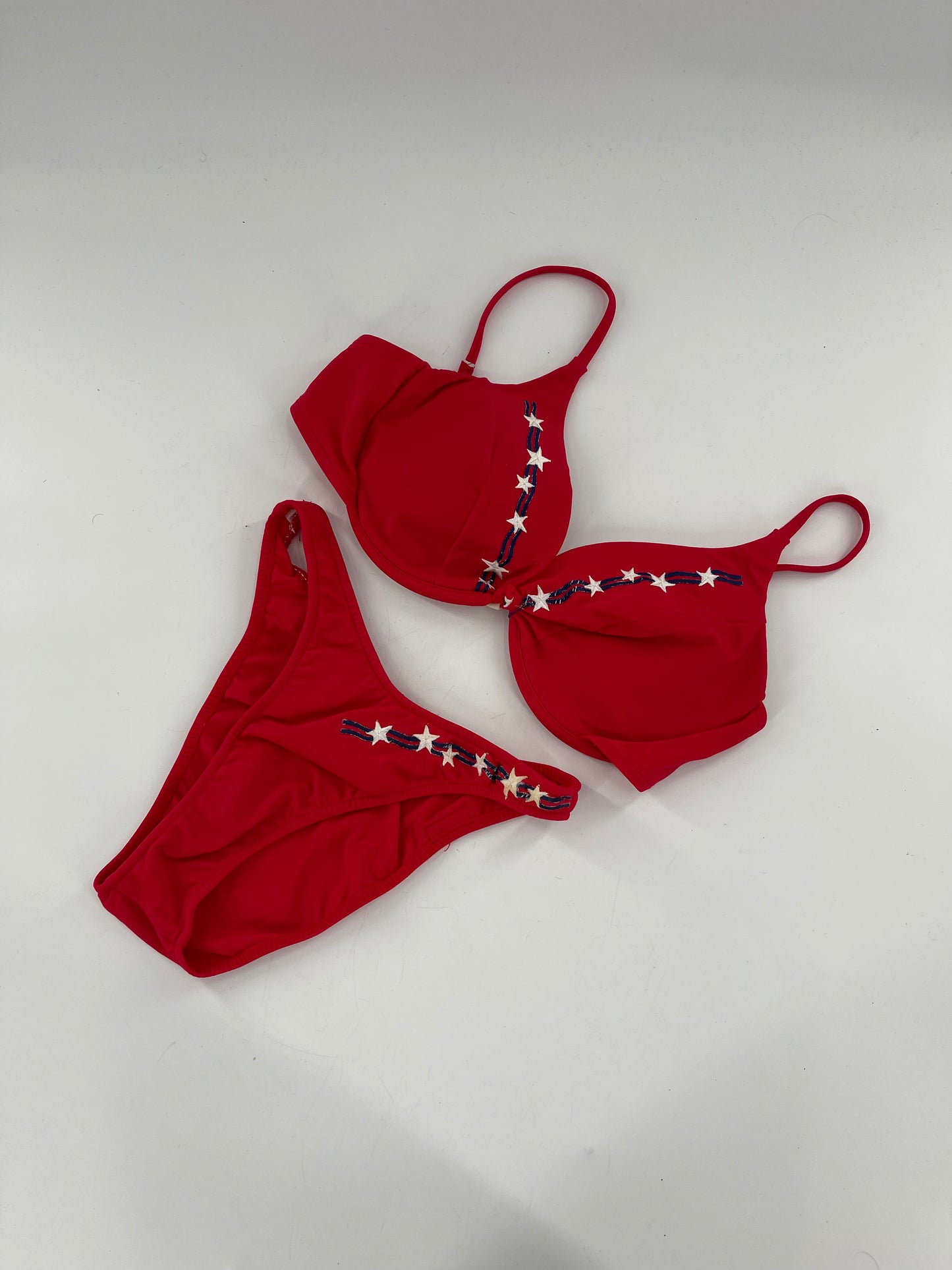Vintage Venus 1980s/1990s Red Americana 2piece Swimsuit (Small Bottom D Top)