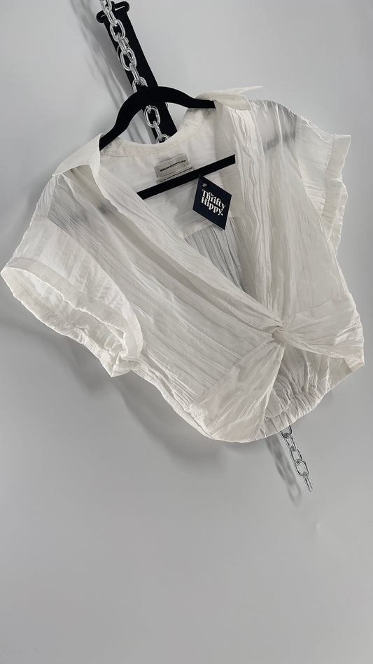 Urban Outfitters White Pleated/Crimped Tie Front Short Sleeve (Medium)