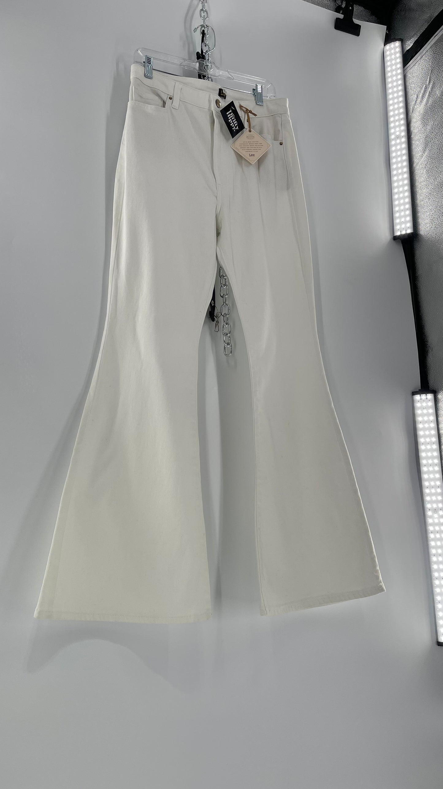 Free People X Lee White Denim Vintage Modern Flares (31)