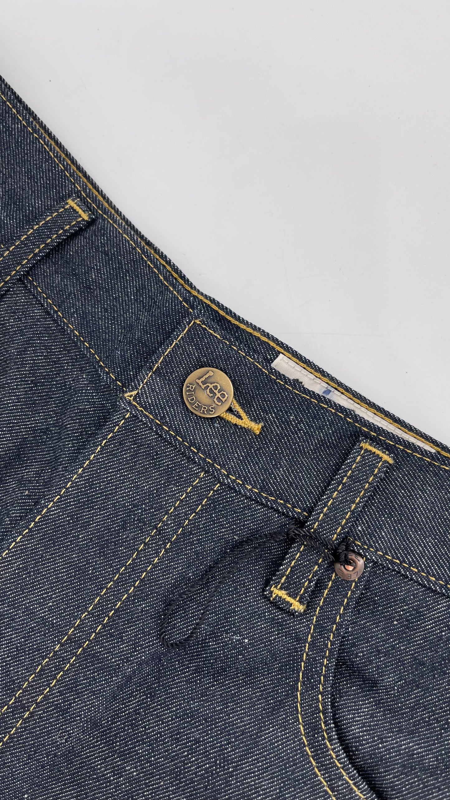 Deadstock Vintage Free People Lady Lee Riders Dark Wash Jeans (Size 28)