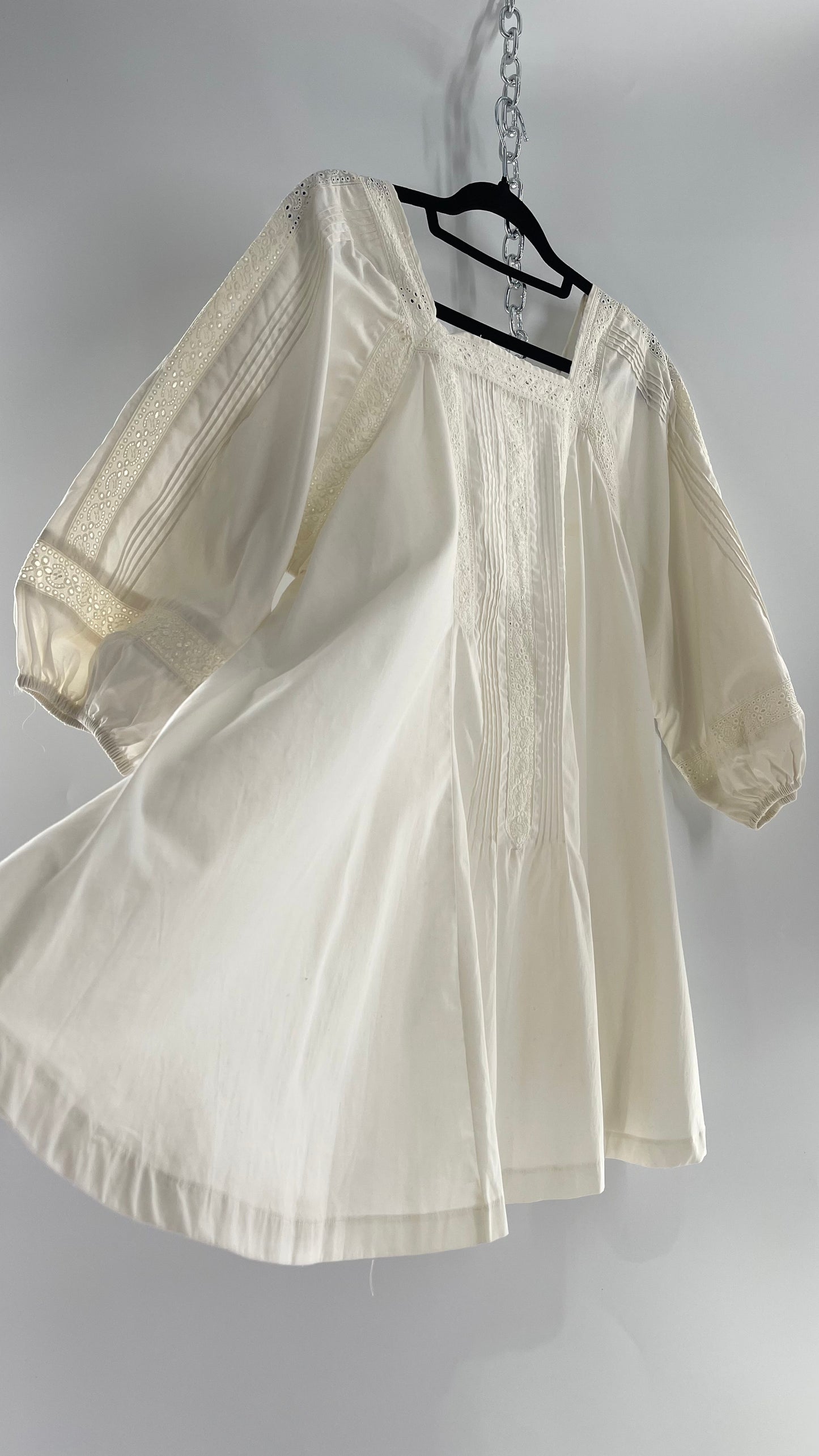 Free People White Long Sleeve Mini with Open Back and Lace Detailing (Small)
