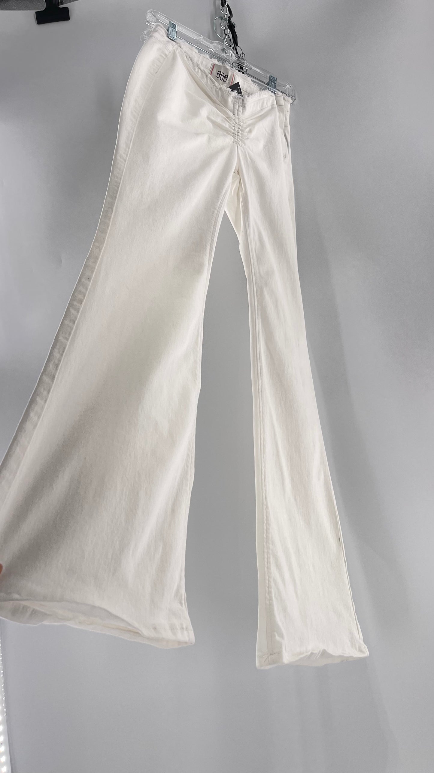 BDG White Frayed Waistline Scrunch Front Bell Bottoms (27)