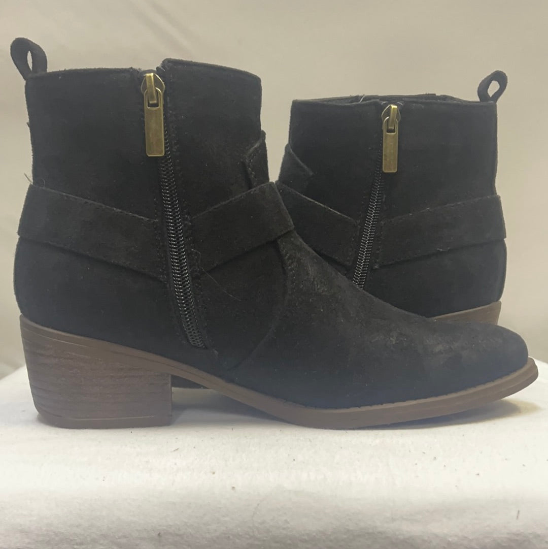 Maurice’s Black Suede Boots