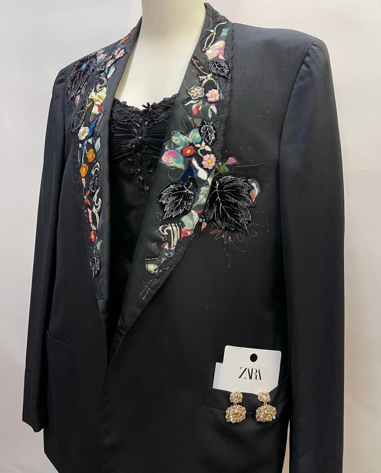 Brooks Brothers Reworked Design (46”)