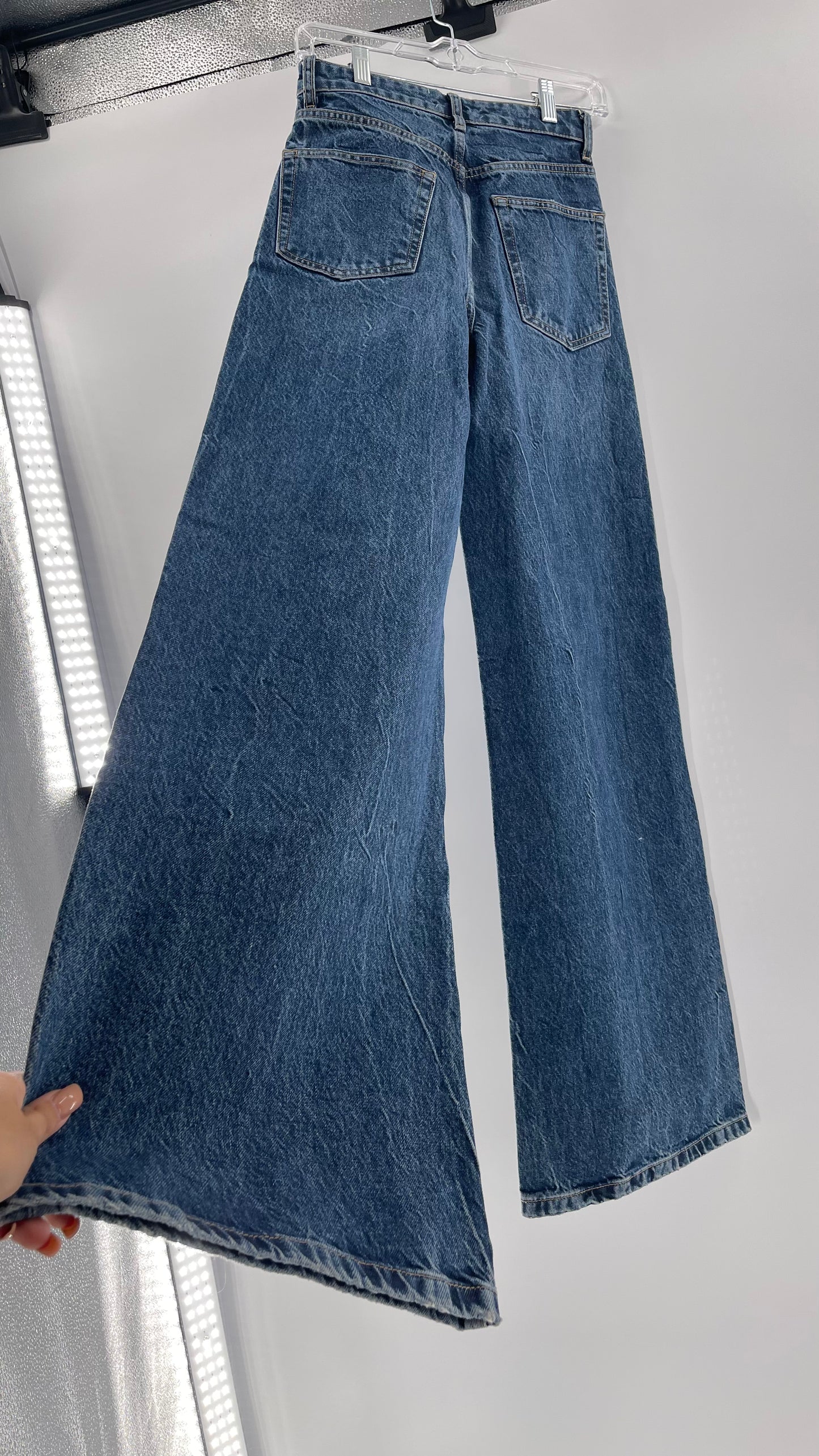 ZARA Medium Wash Denim High Waisted Wide Legs (4)
