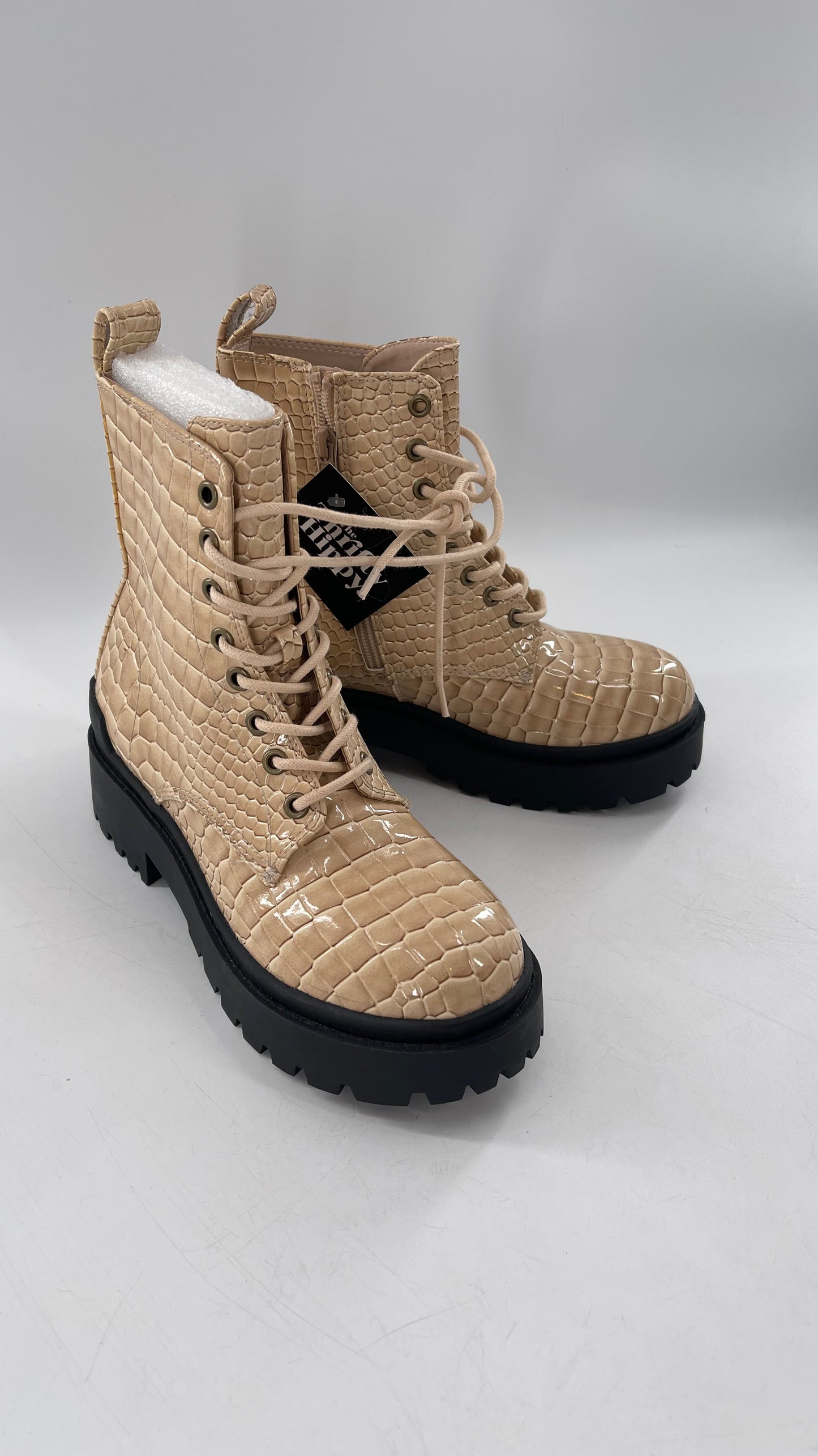 Urban Outfitters Beige Crocodile Embossed Combat Boots(7)