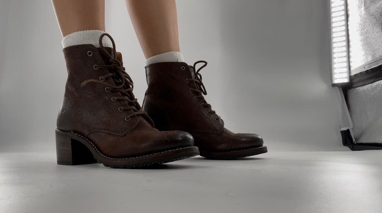 Frye Sabrina 6G Lace Up in Dark Brown (9)