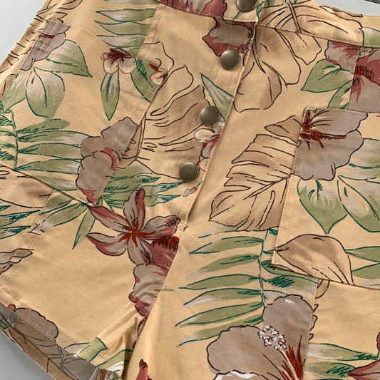Urban Outfitters Tropical Floral Patterned Shorts (Size Large)