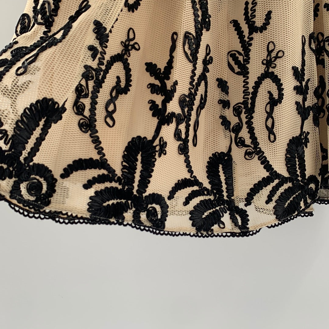 Anthropologie Beige Mesh with Embroidered Black Ribbon Pleated Skirt(Size XS)