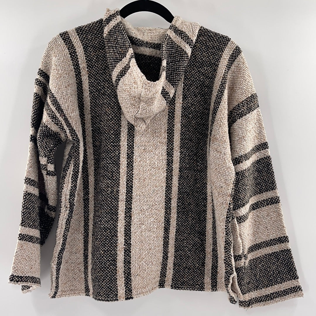 Drug Rug Off White Black and Gold Detail (Size Medium)