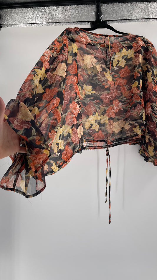Unmarked Sheer Floral Cropped Long Sleeve (Medium)