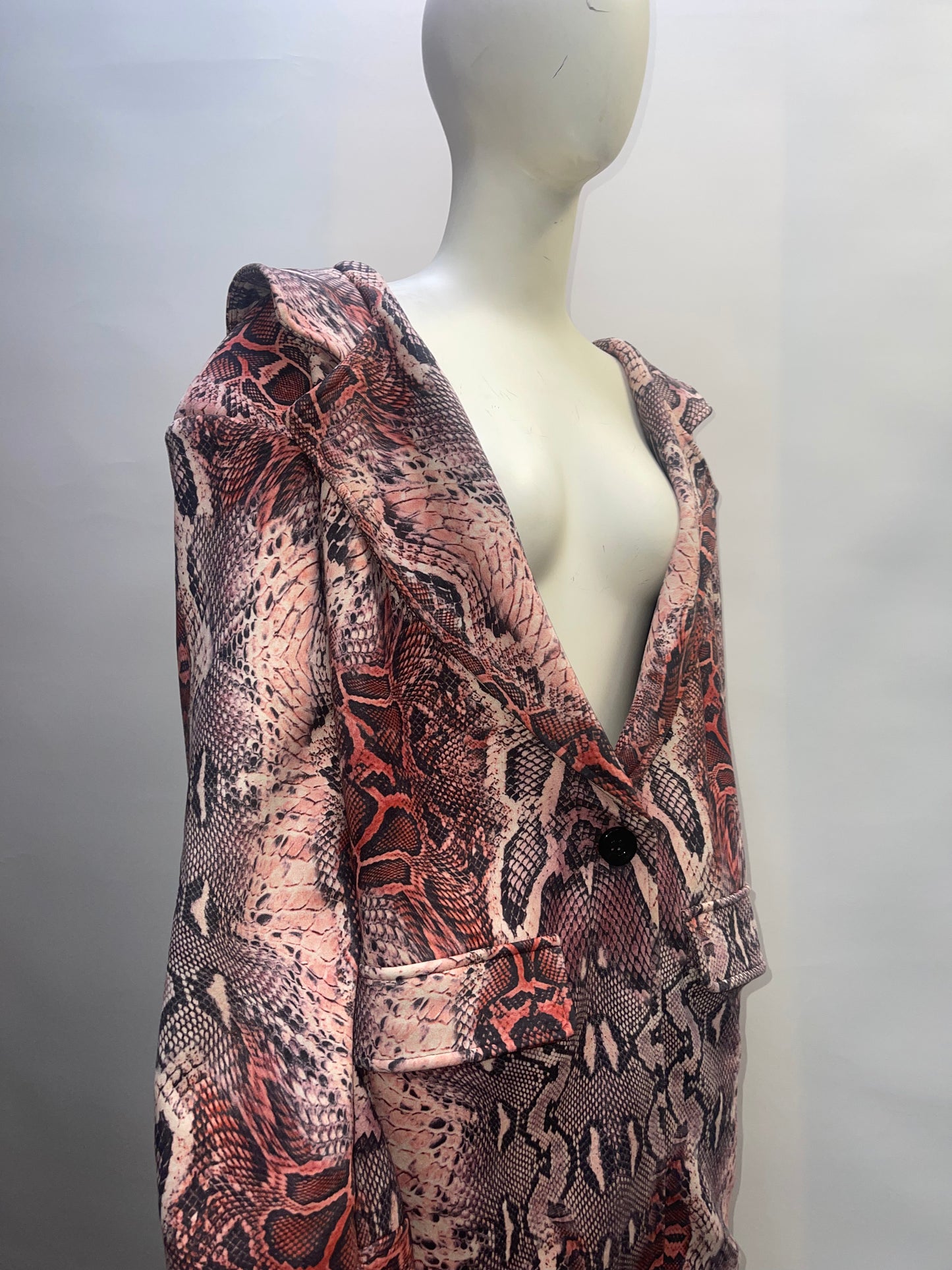 House of Sunny Snakeskin Blazer (4)