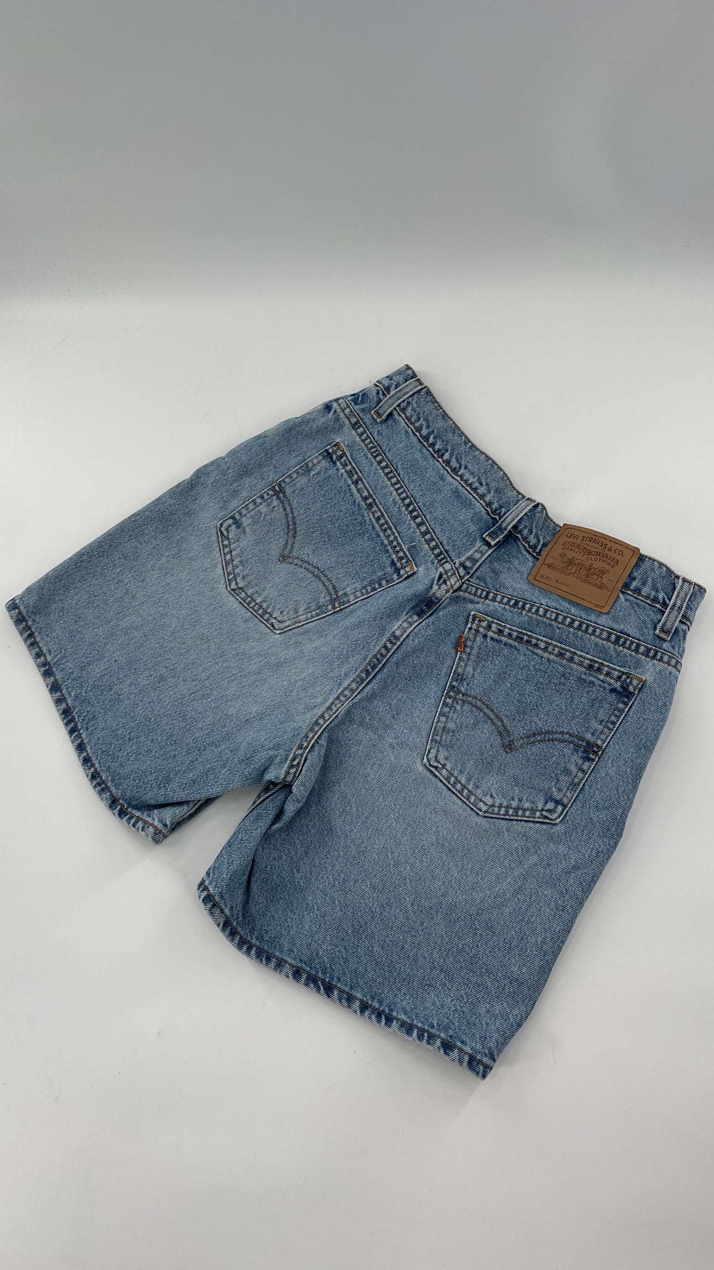 Vintage Levi Orange Tab Light Wash 951 Shorts (12)