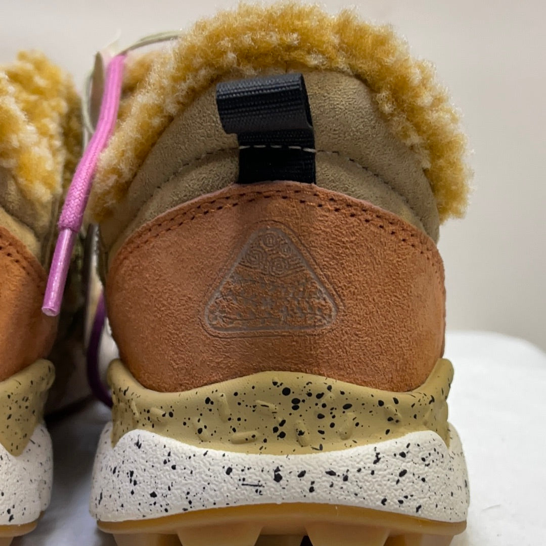 Flower Mountain Sneakers
