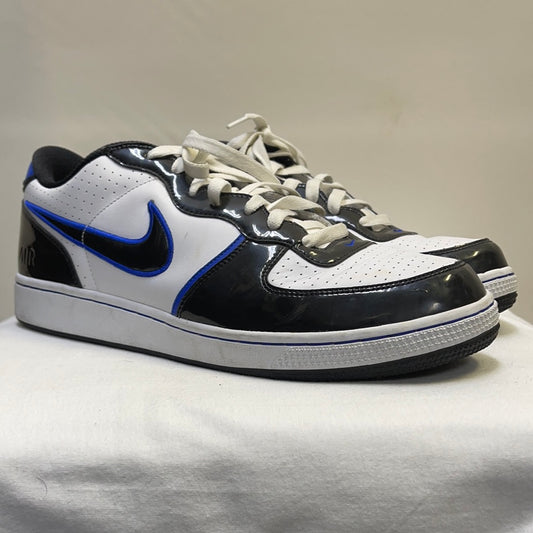 Nike Zoom Air Glossy Embroidered Sneakers