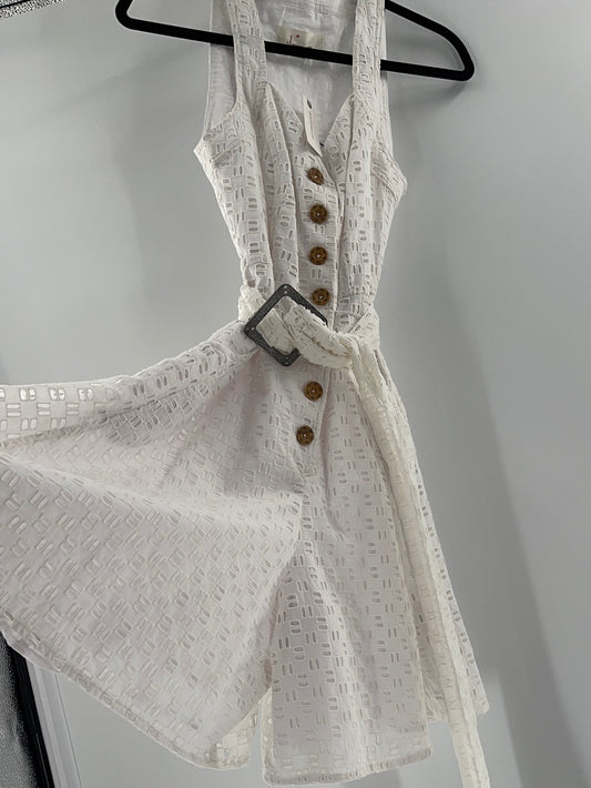 Anthropologie - White Beachy Eyelet Button Up Jumpsuit (Size 4)
