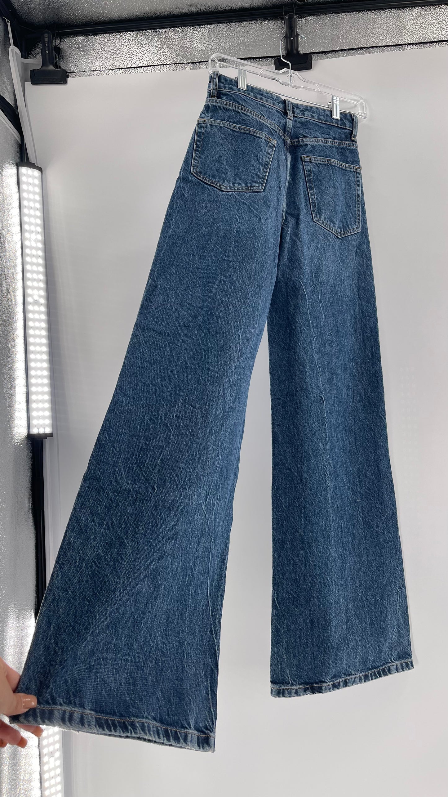 ZARA Medium Wash Denim High Waisted Wide Legs (4)
