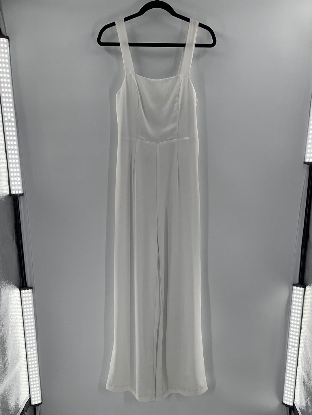 Silence Noise - Urban Outfitters - White Satin Sleeveless Jumpsuit (Size 2)