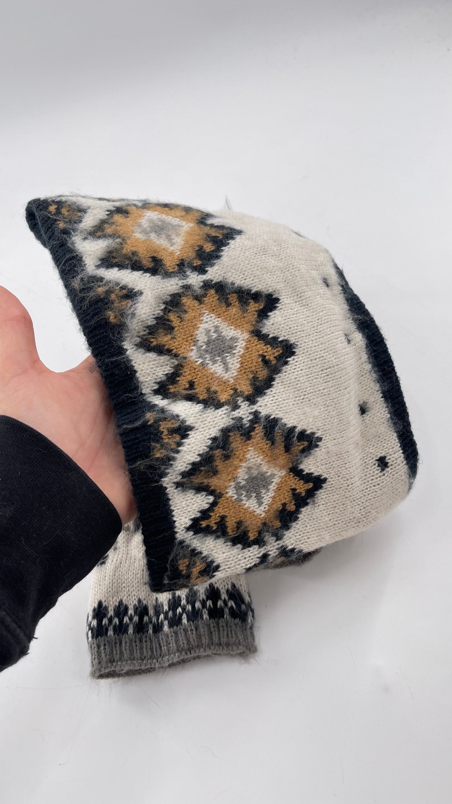 Urban Outfitters Knit Headband and Mitten Set