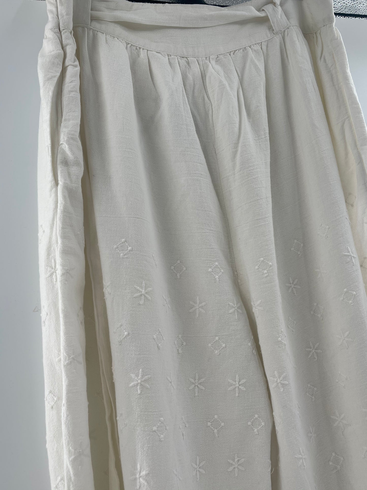 Free People - White Haram / Gypsy Embroidered Pants (Size 12)