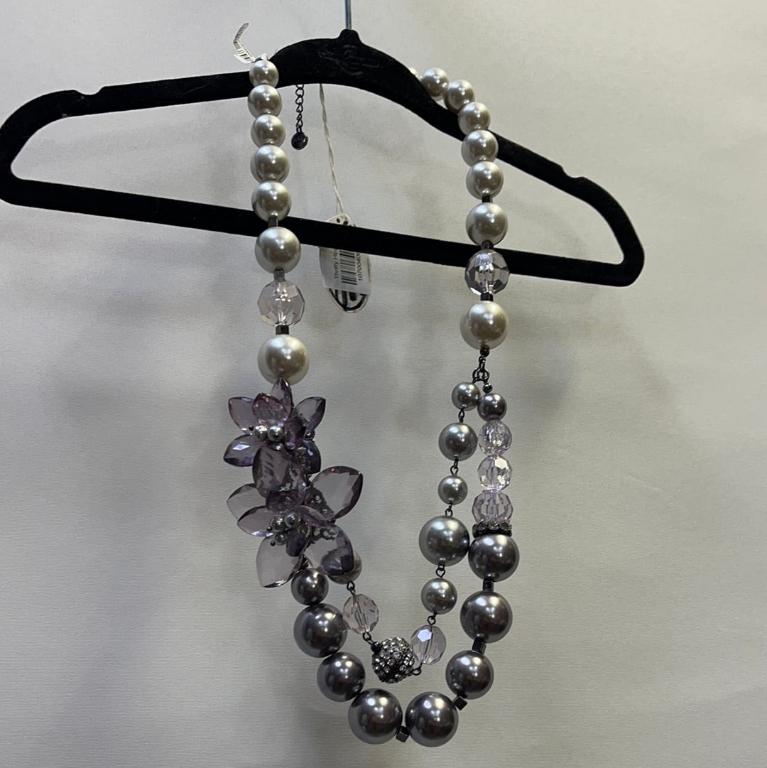 Loft chunky beaded necklace