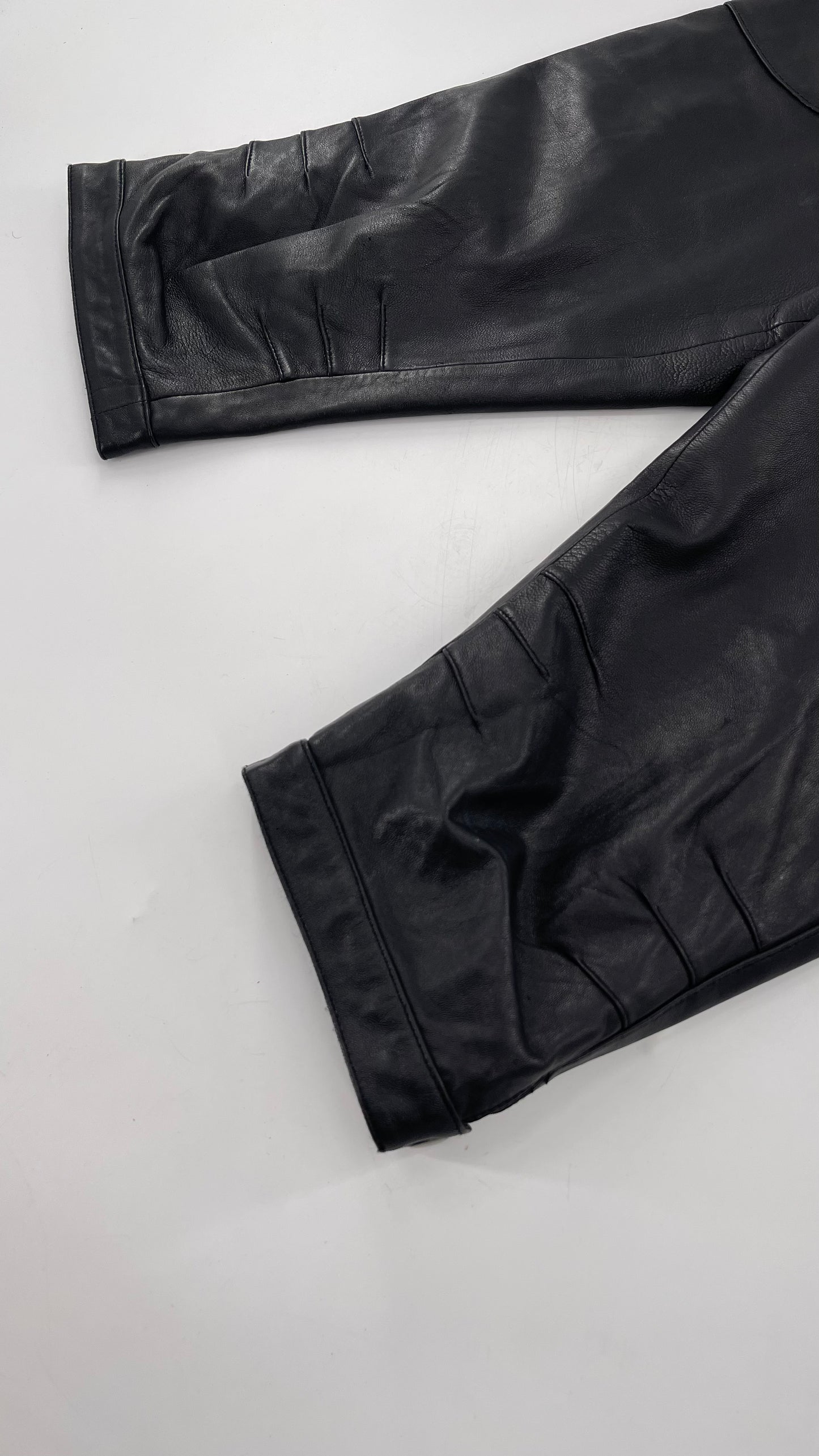 VOGUD VIRILE 100% Sheepskin Leather Bermudas (22XL)