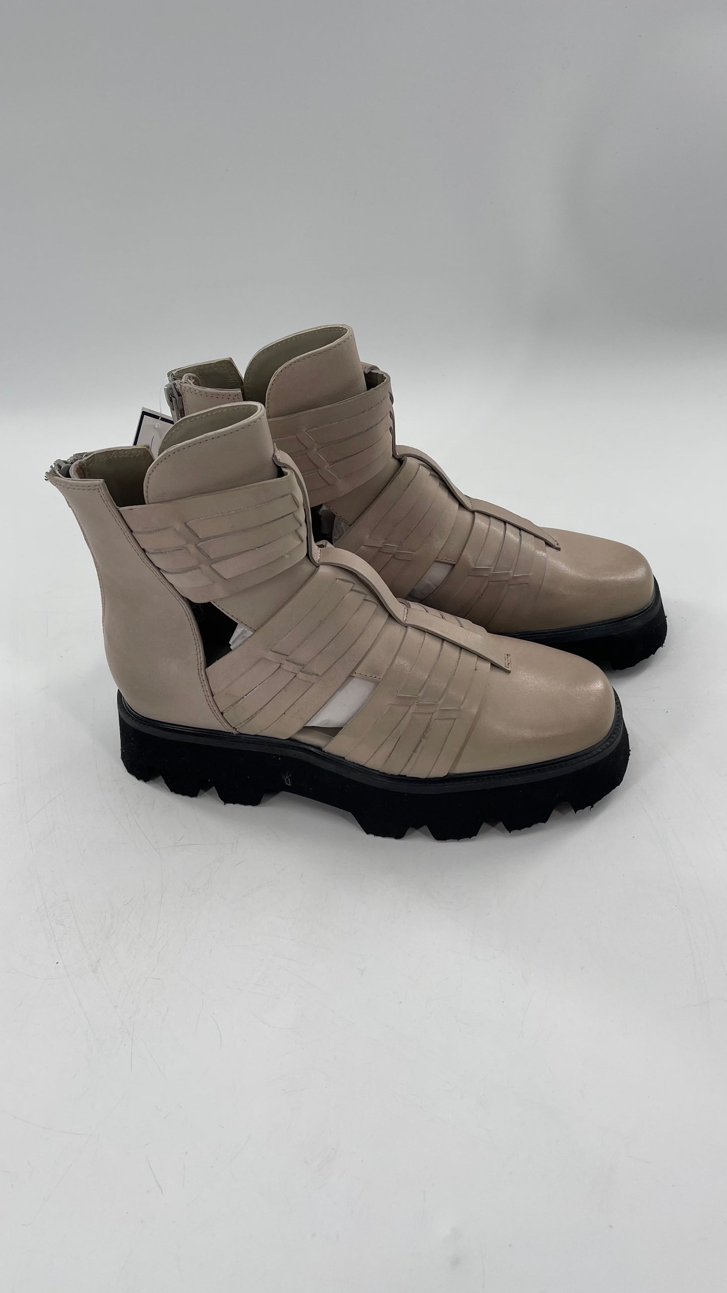 Free People Hydra Huarache Boot in Sand Dollar (39/9)