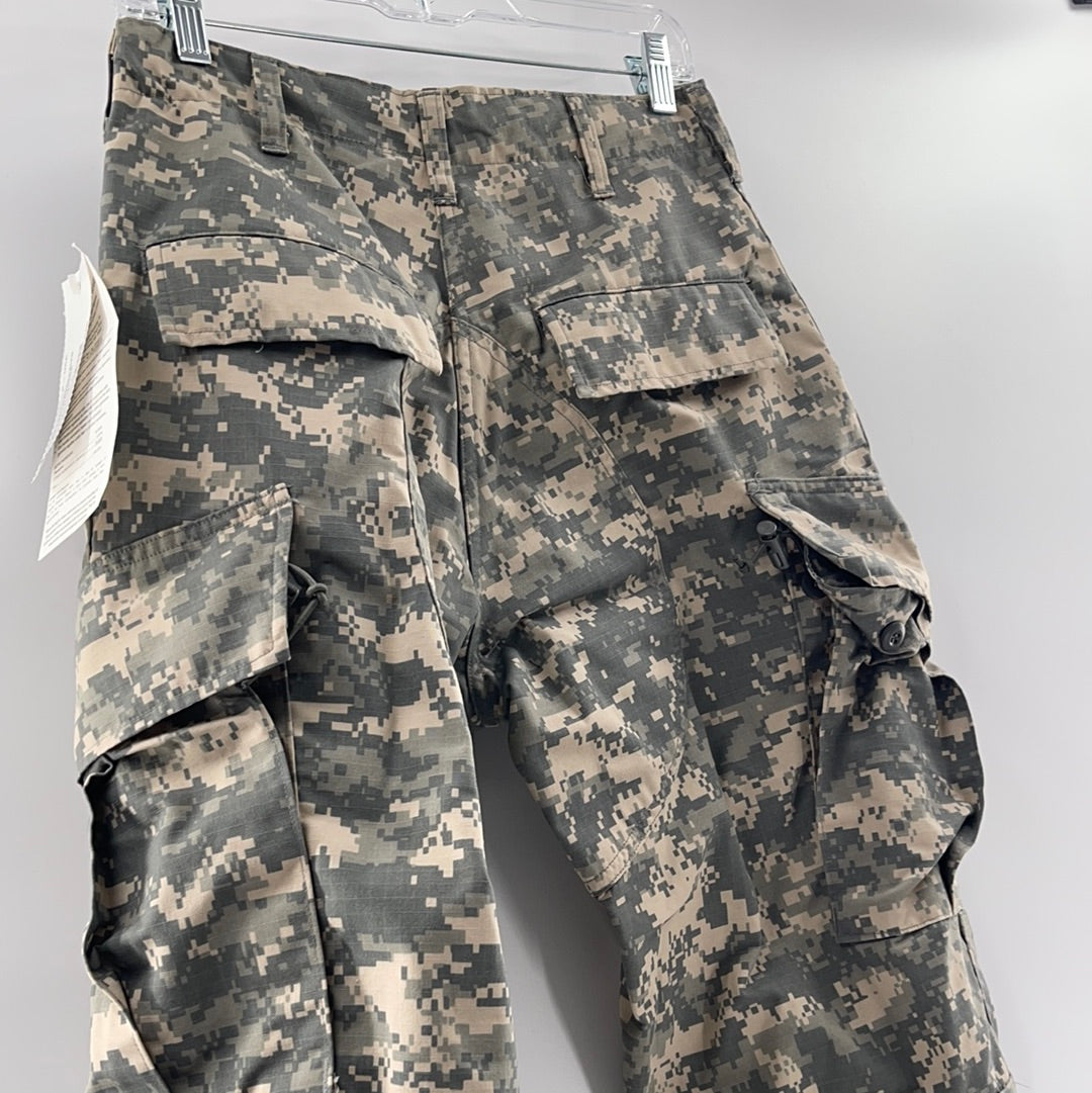 Urban Renewal Army Surplus Camouflage Pants (Size Small - Short)