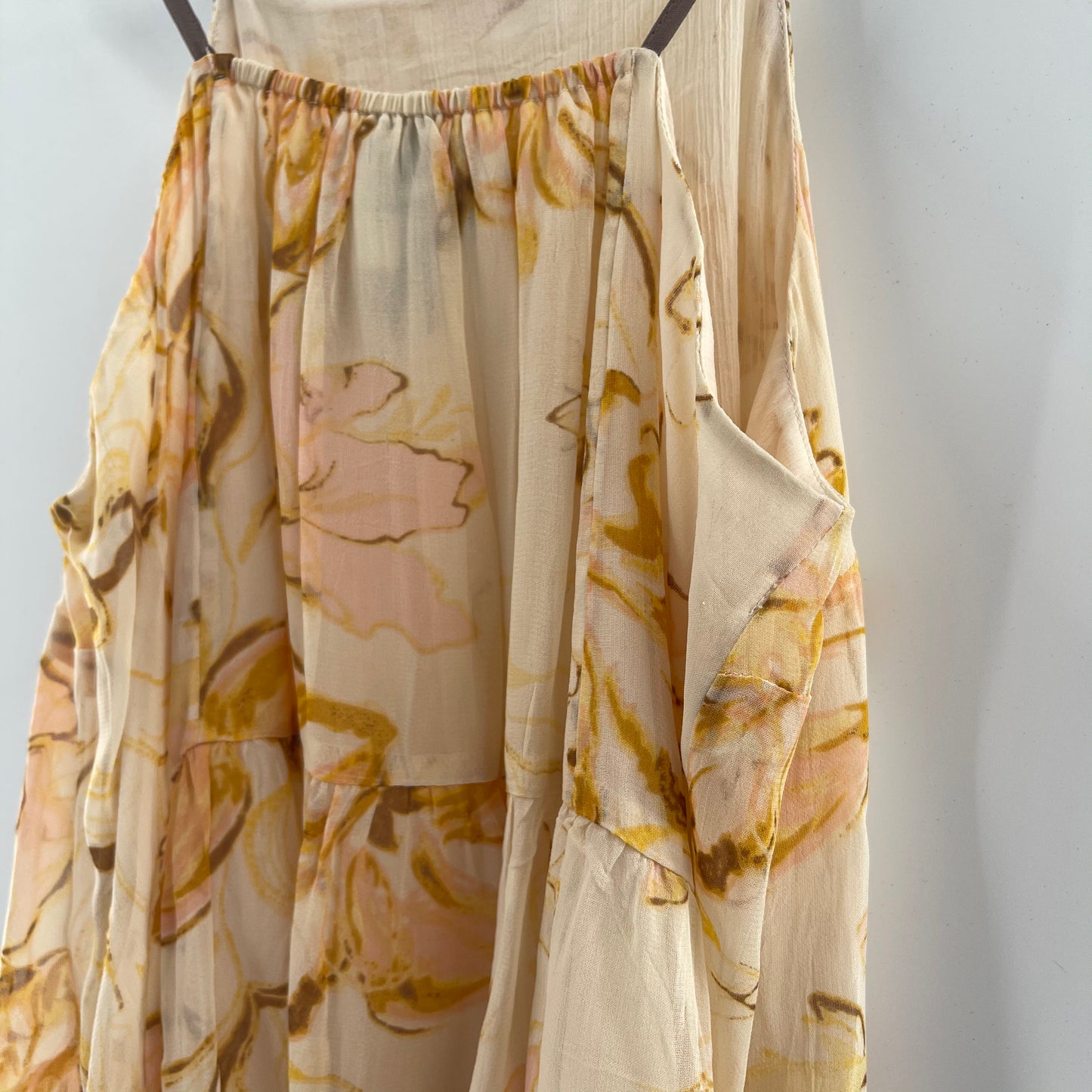 HD Paris Beige Floral Tank (S)
