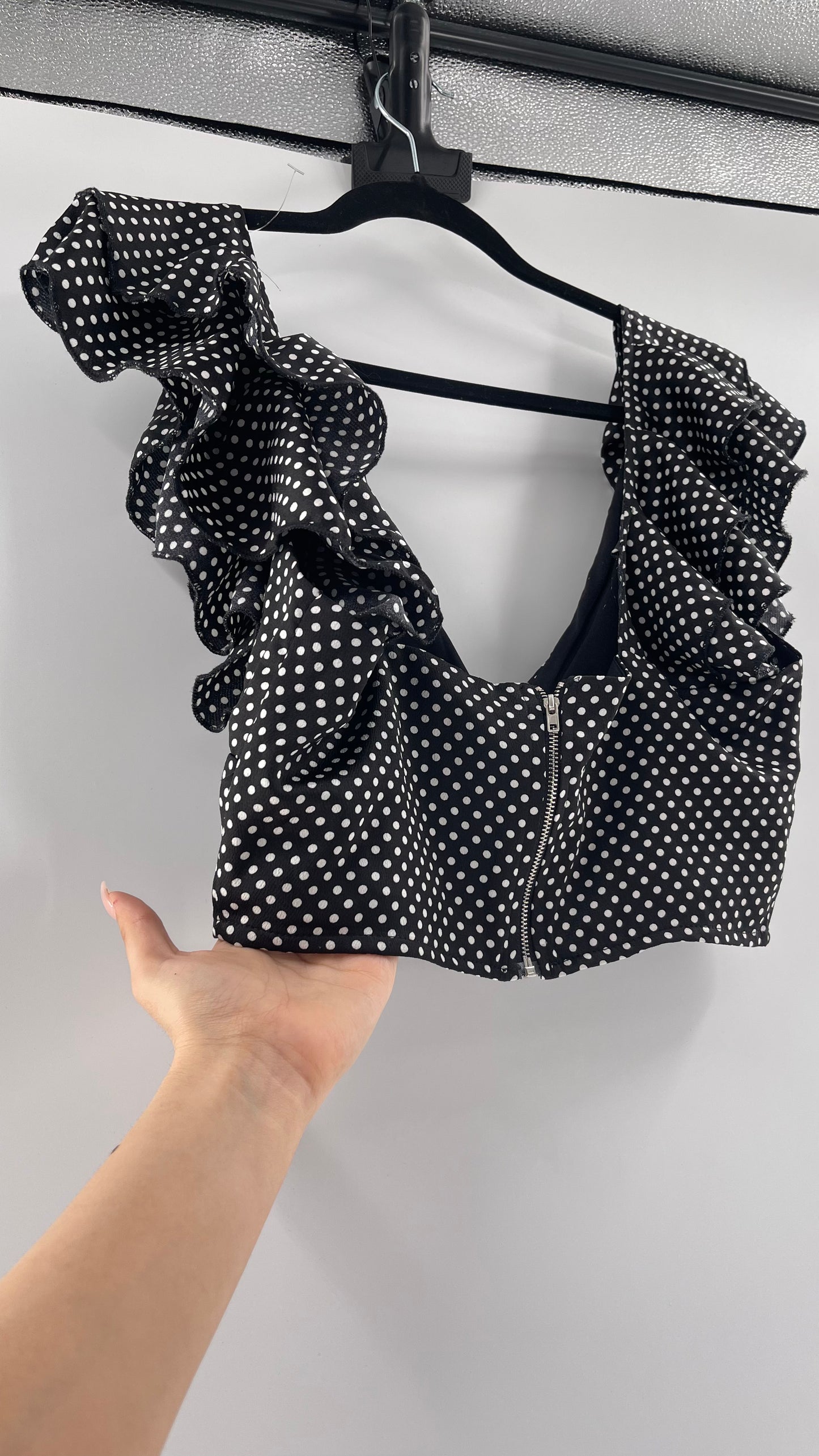 Polka Dot Ruffle Neckline Crop (Medium)