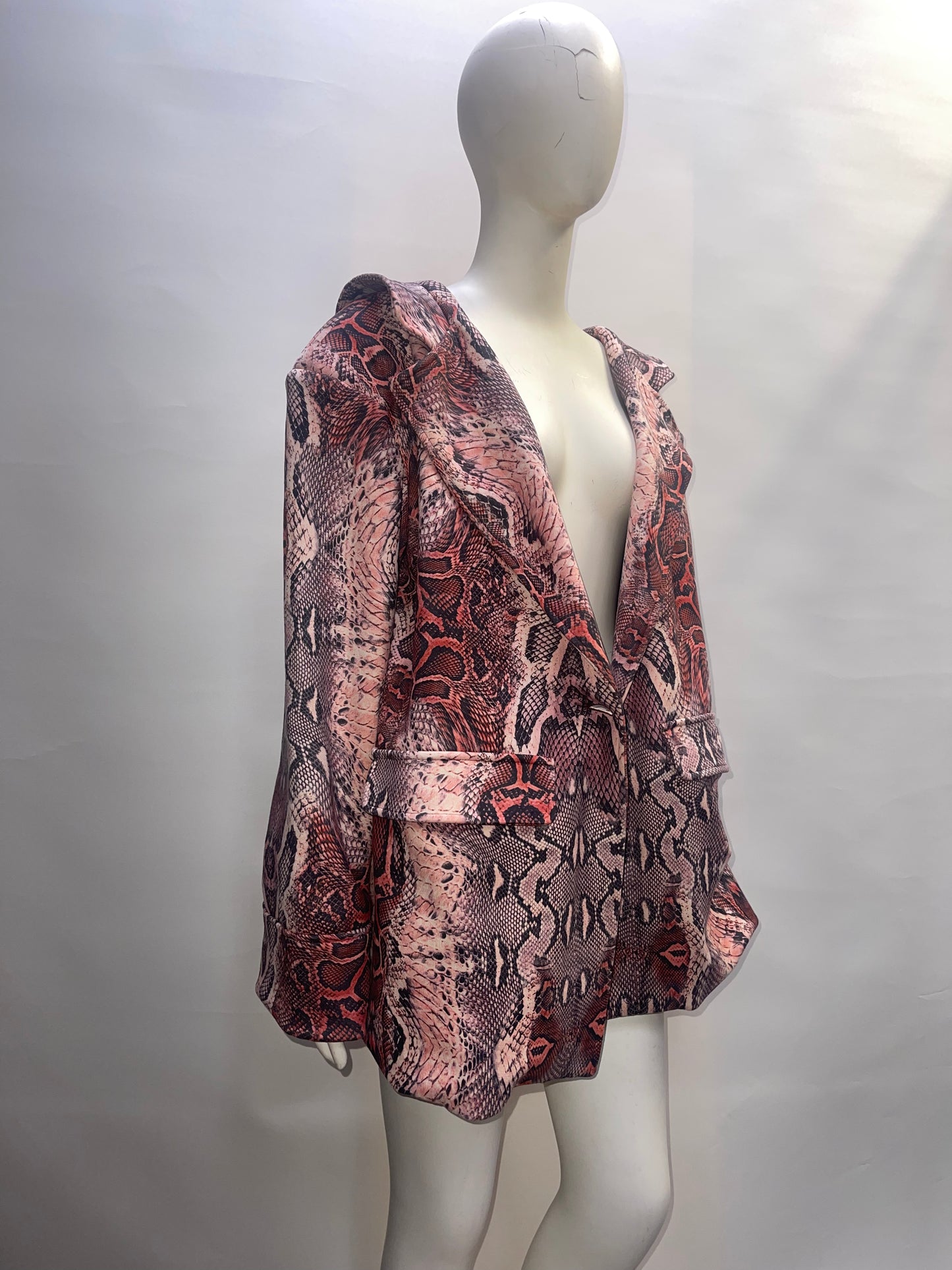 House of Sunny Snakeskin Blazer (4)