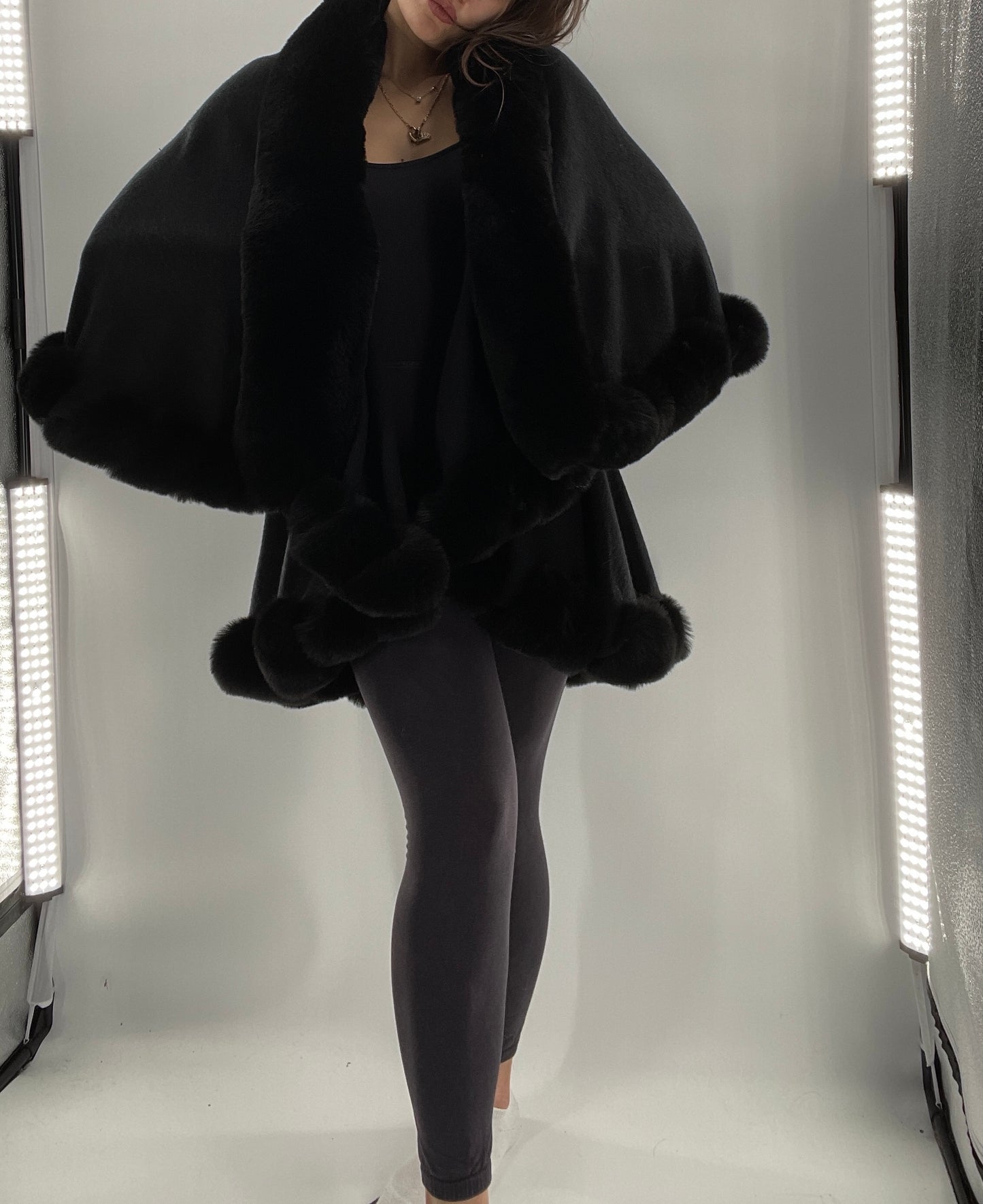 Glamorous Black Cape with Faux Fur Trim (OS)