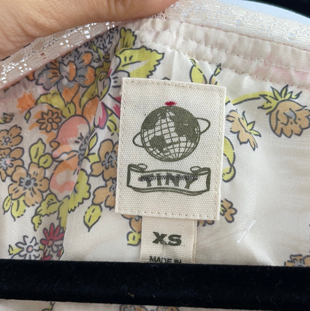 TINY 70s Style Blouse (XS)
