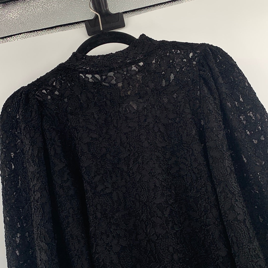 Free People black lace turtle neck (XS)