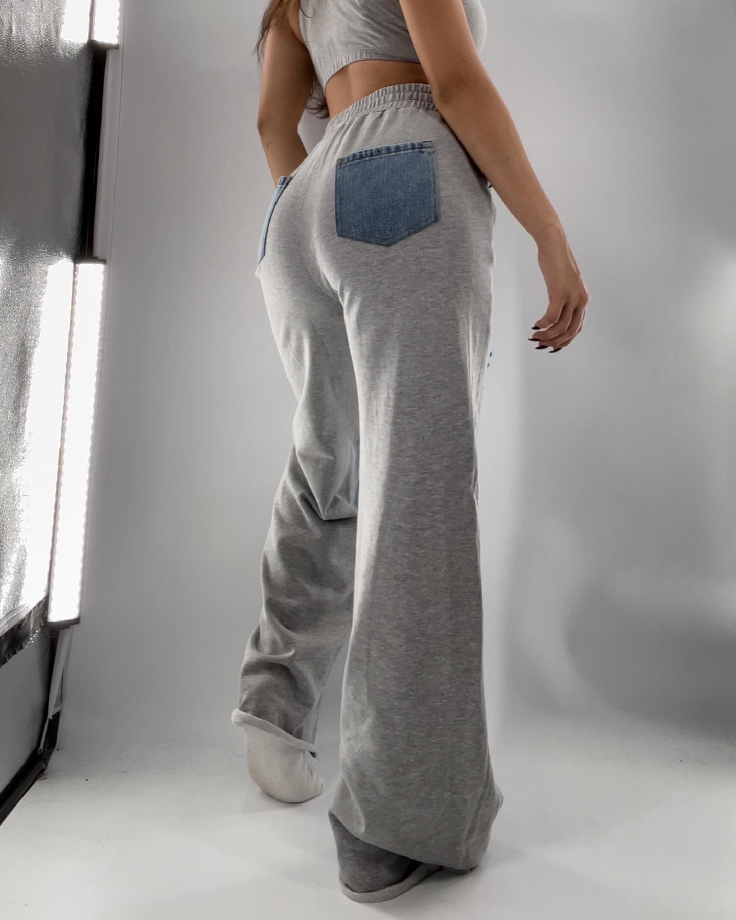 Steve Madden Redone Jeans/Sweats (Small)