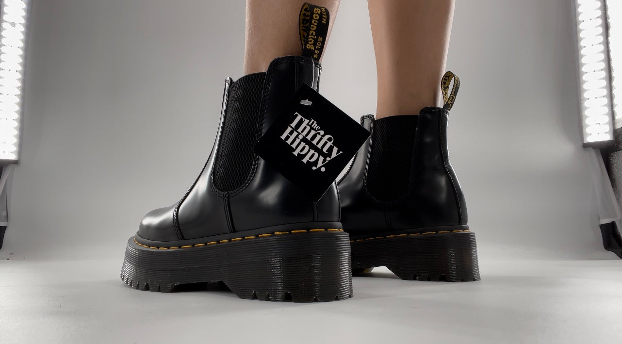 Dr. Martens 2976 Platform Chelsea Boot Black Polished Smooth (7L)