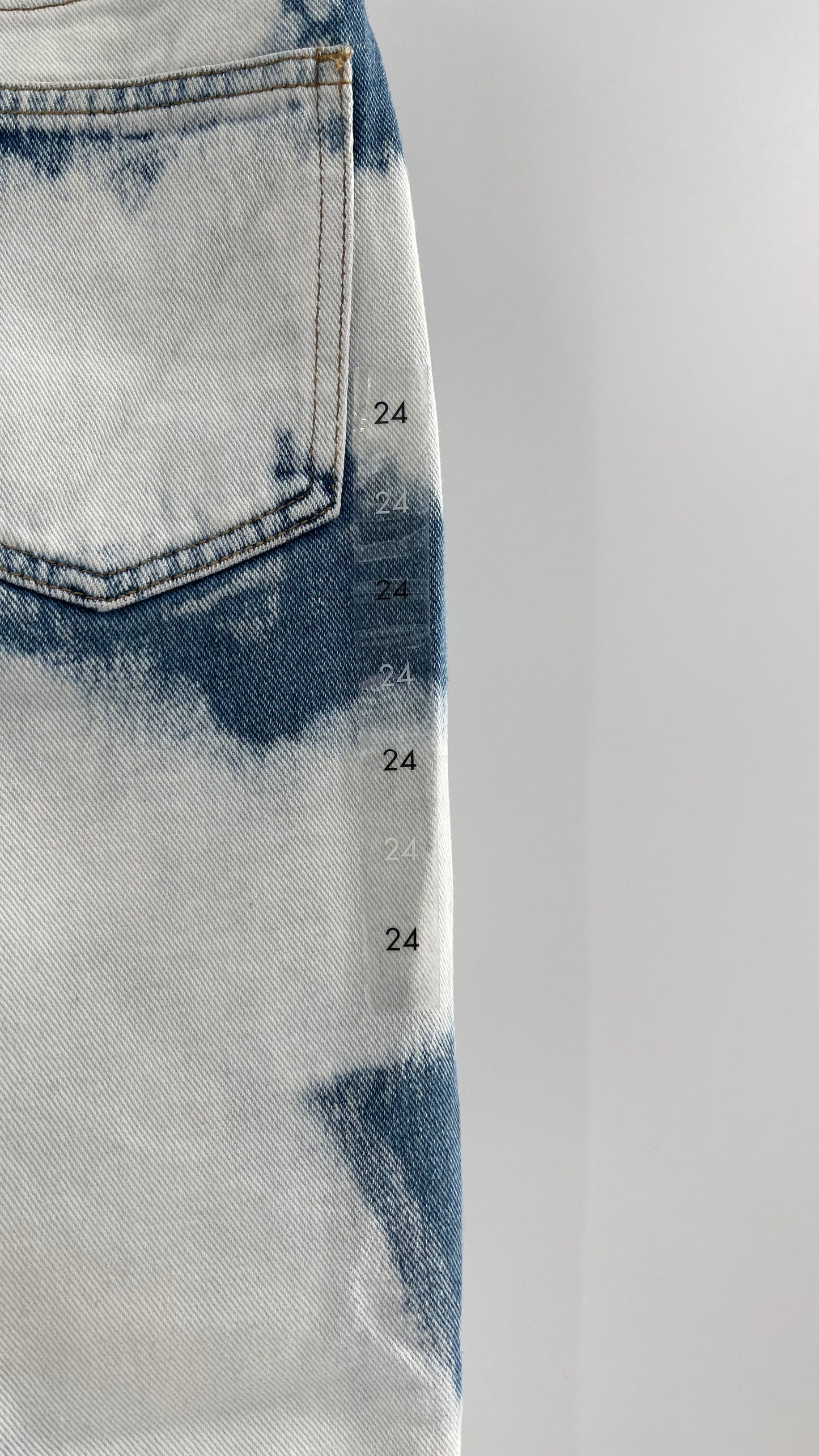 Pacsun Tie Dye Bleach Tagged Mom Jeans (24)